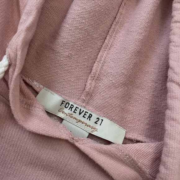 pink thin hoodie - Picture 3 of 3